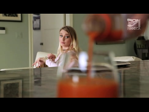 ❤️ Թեժ աղջիկը մեծ կրծքերով և կիպ փիսիկով աքաղաղ է ստանում պարտվողից, բայց շատ դժվար ️  Սեքս hy.pornburst.ru%-ով ❌️